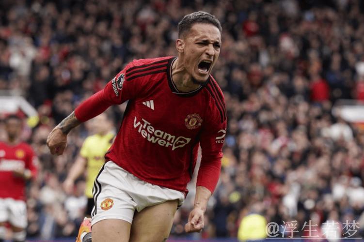 安东尼泪诉：在曼联生活困境重重，数日闭门绝食